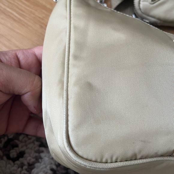 Prada Re-Edition 2005 Re-Nylon bag(beige) - Picture 6 of 14
